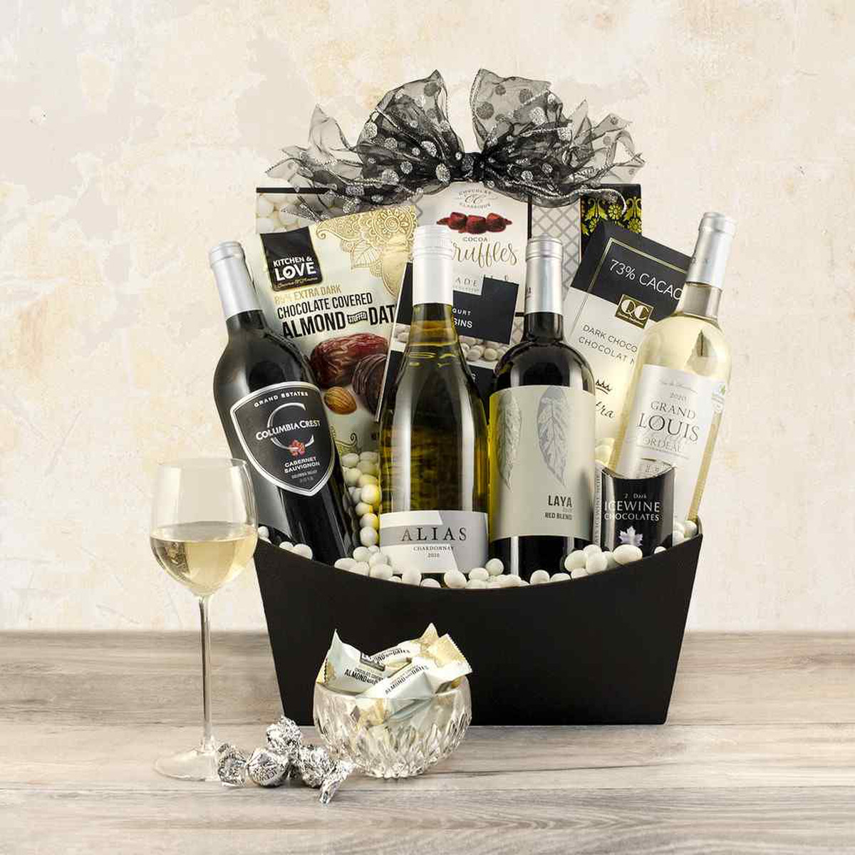 prodimages/Wine Lovers Collection Gift Basket
